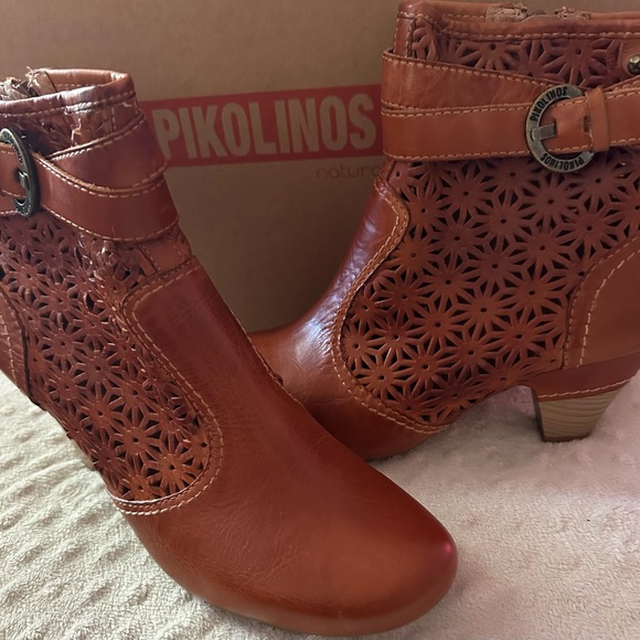 Pikolinos Brandy Leather Ankle Boots - Picture 7 of 7